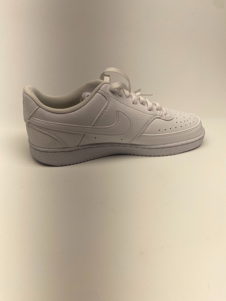 Nike Womens Court Vision Low NN Triple White Sneaker Sz 10