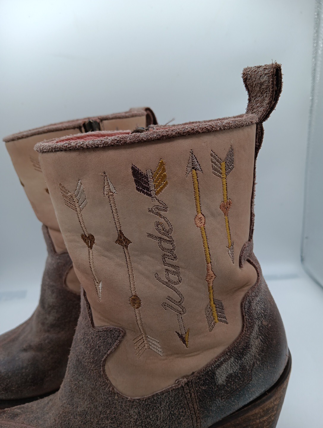 Womens Junk Gypsy By Lane Heeled Distressed Leather Boots Size 7