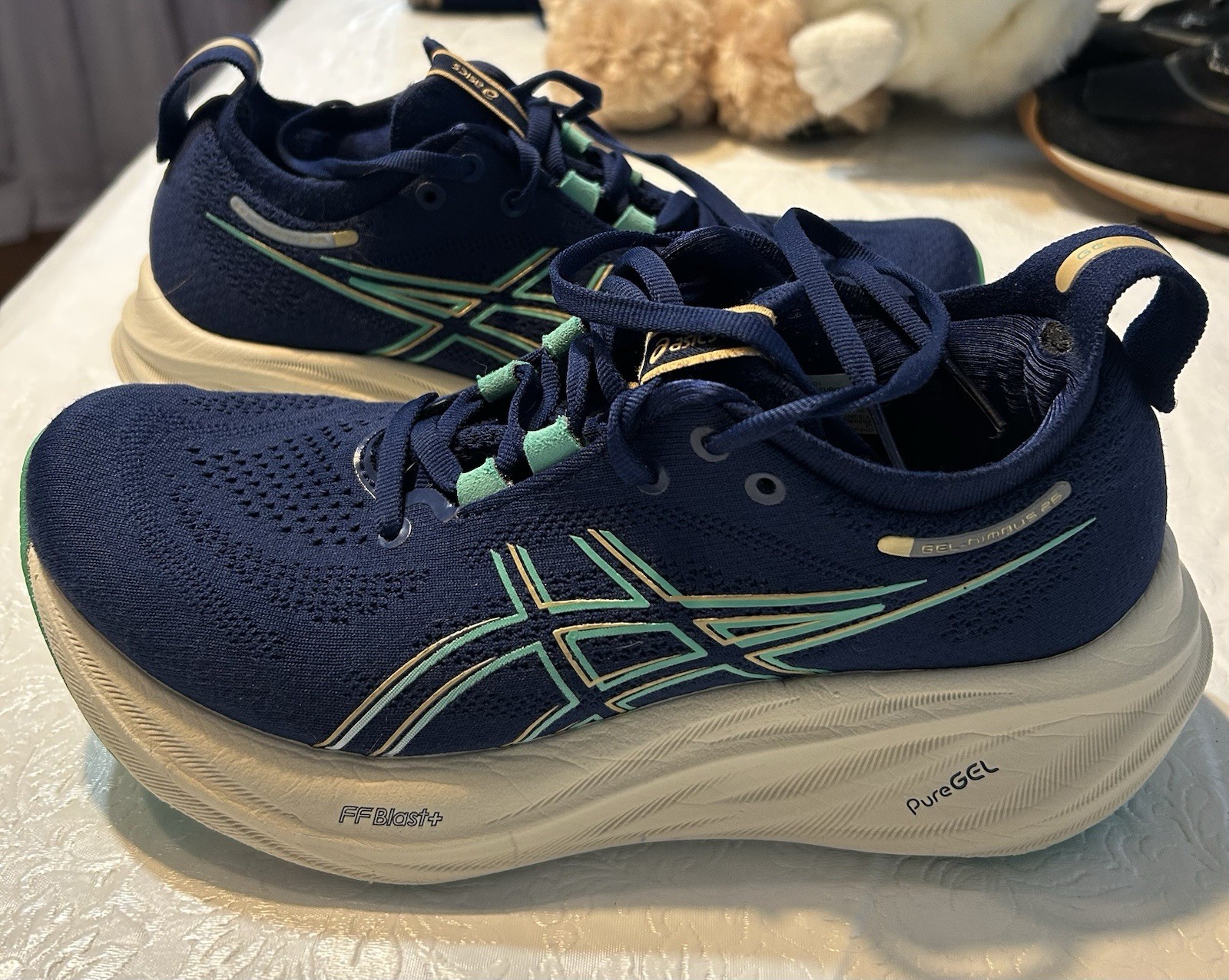 Asics Gel Nimbus 26 Women’s Size 6.5Blue Expanse/Aurora Green Running Shows