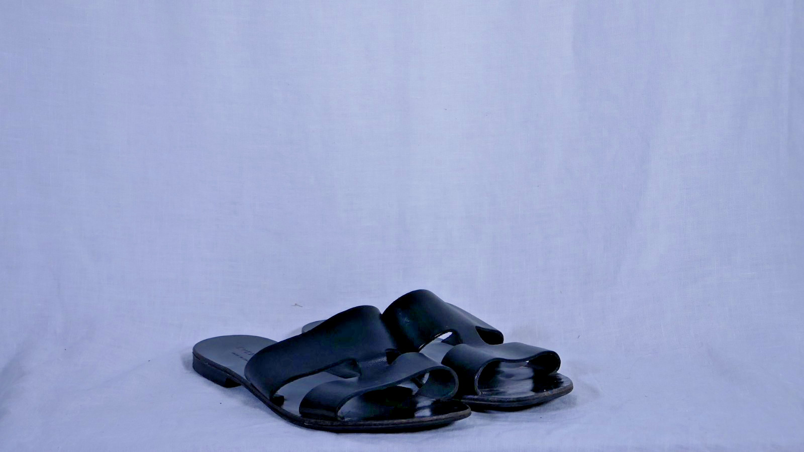 Everlane Black Leather Sandal Slides Size 7.5