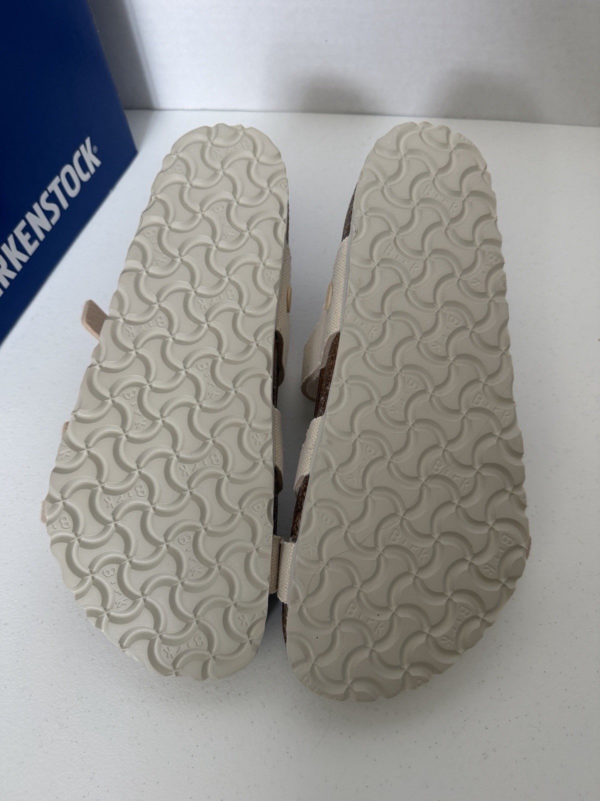 Birkenstock Franca Rivet Logo Vegan Canvas Eggshell Women’s US Size 9 Reg Fit✅