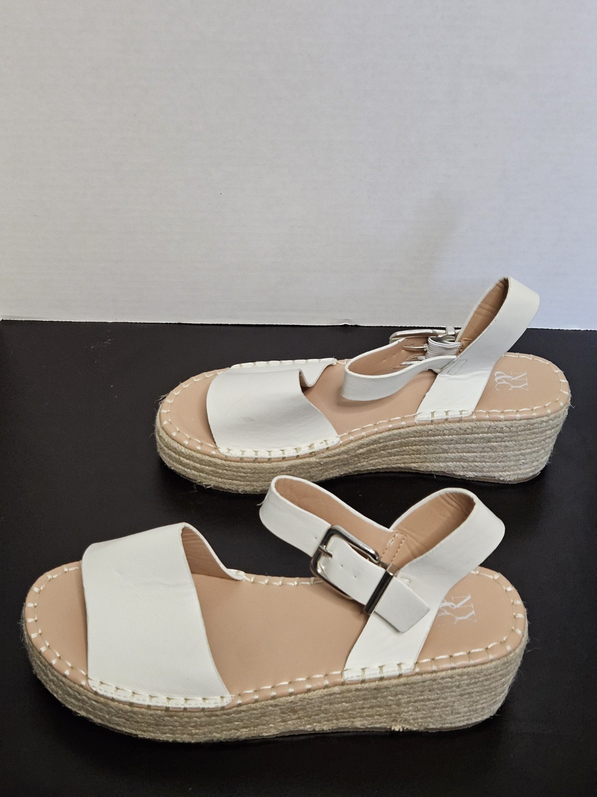 Sz 11 – New York & Company Elandra espadrille platform sandals White
