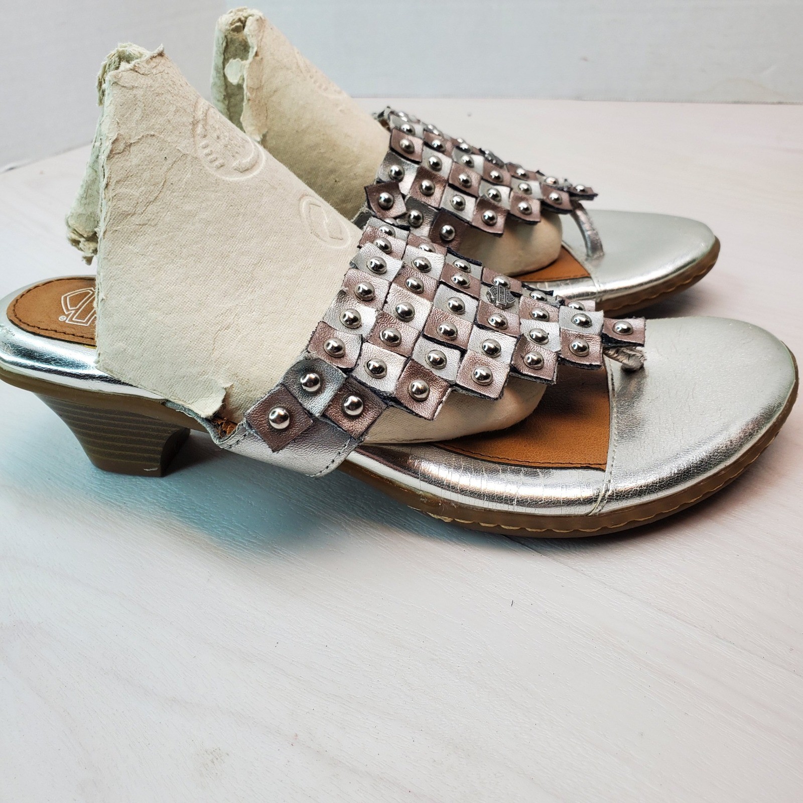 Harley Davidson Silver Embellished Studded Thong Sandals Flat Size 6 Biker Core