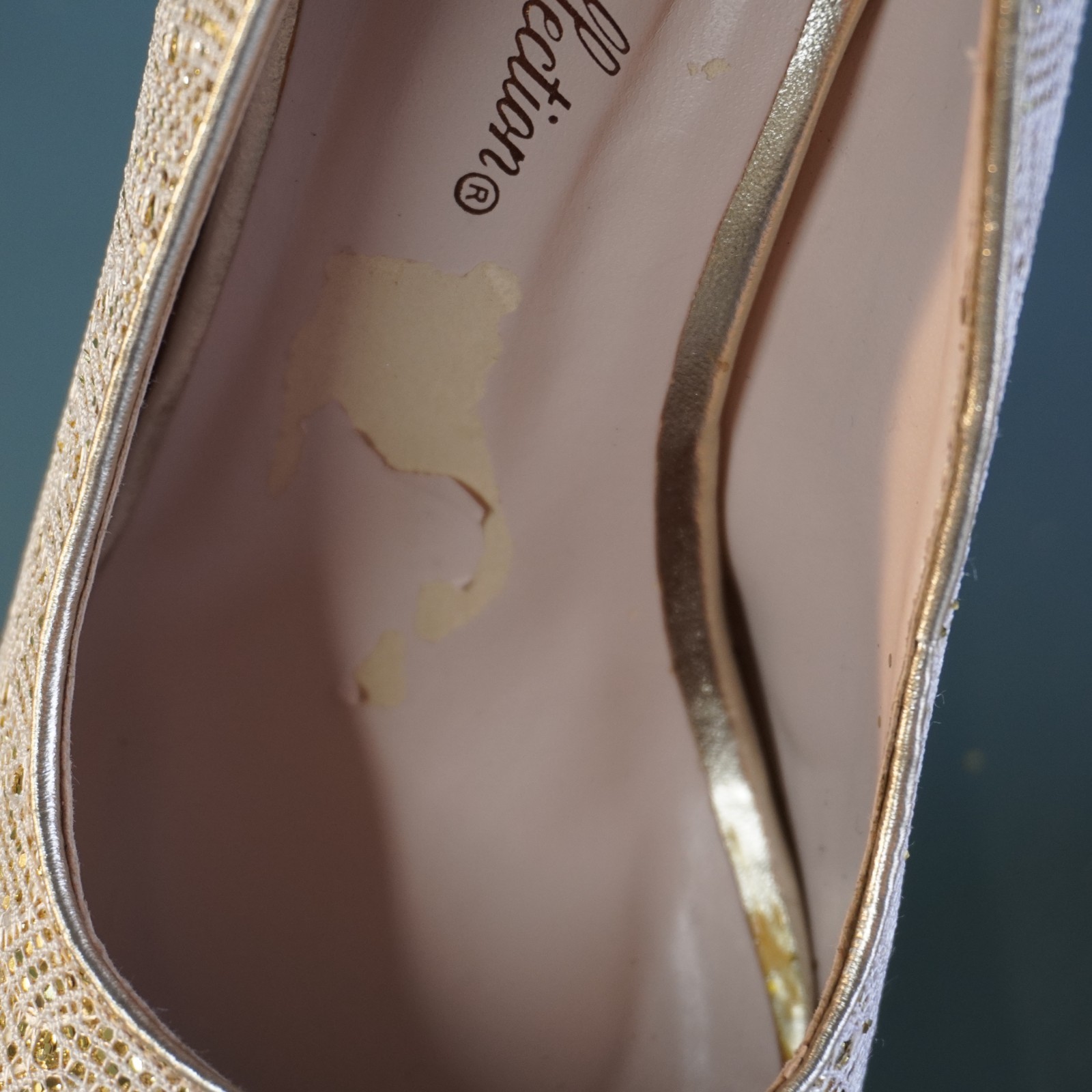 De Blossom Collection Gold Glitter Platform Pumps Heels Size 10 Wedding Prom
