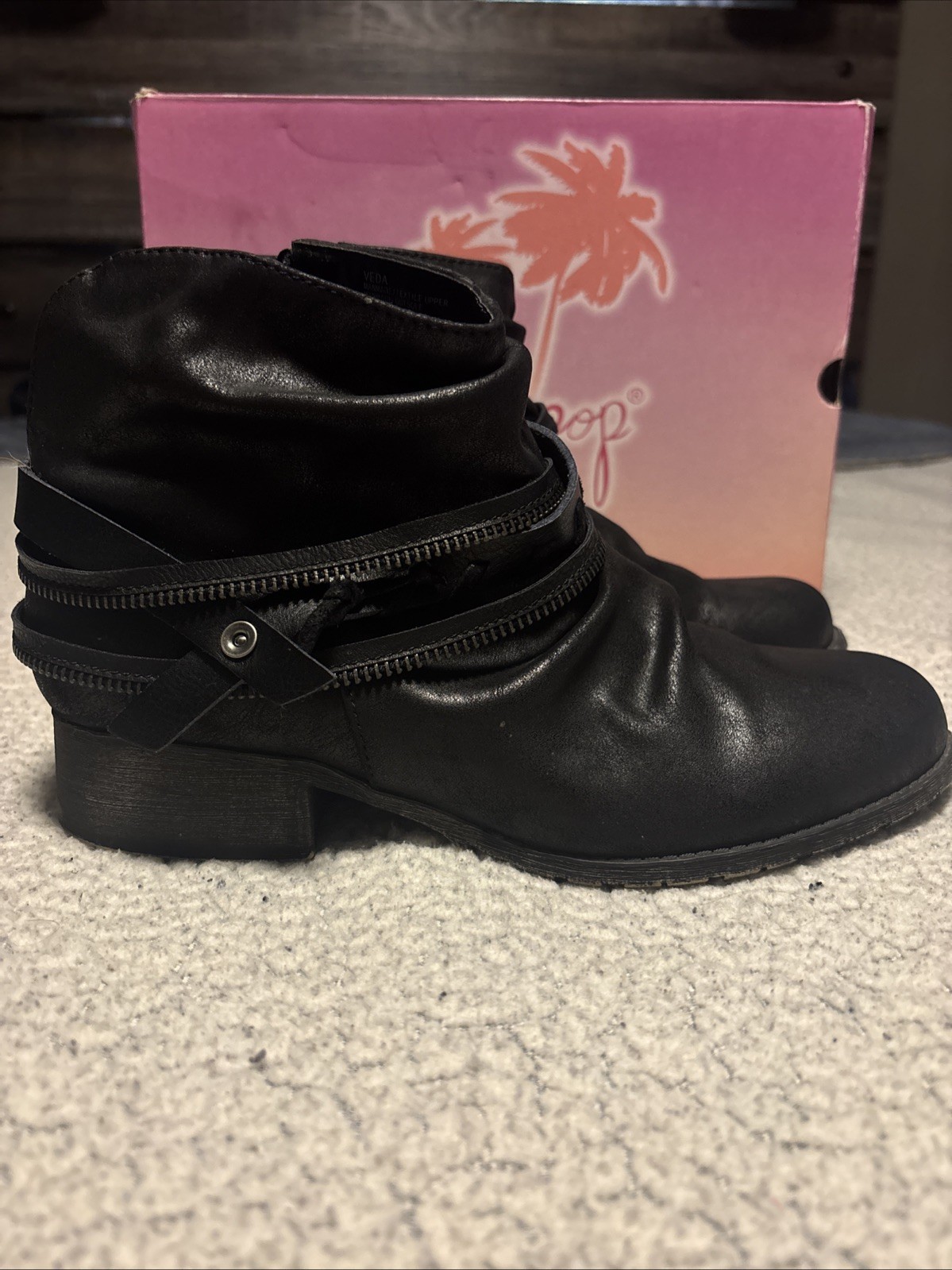 Jelly Pop Boots Size 9M Black
