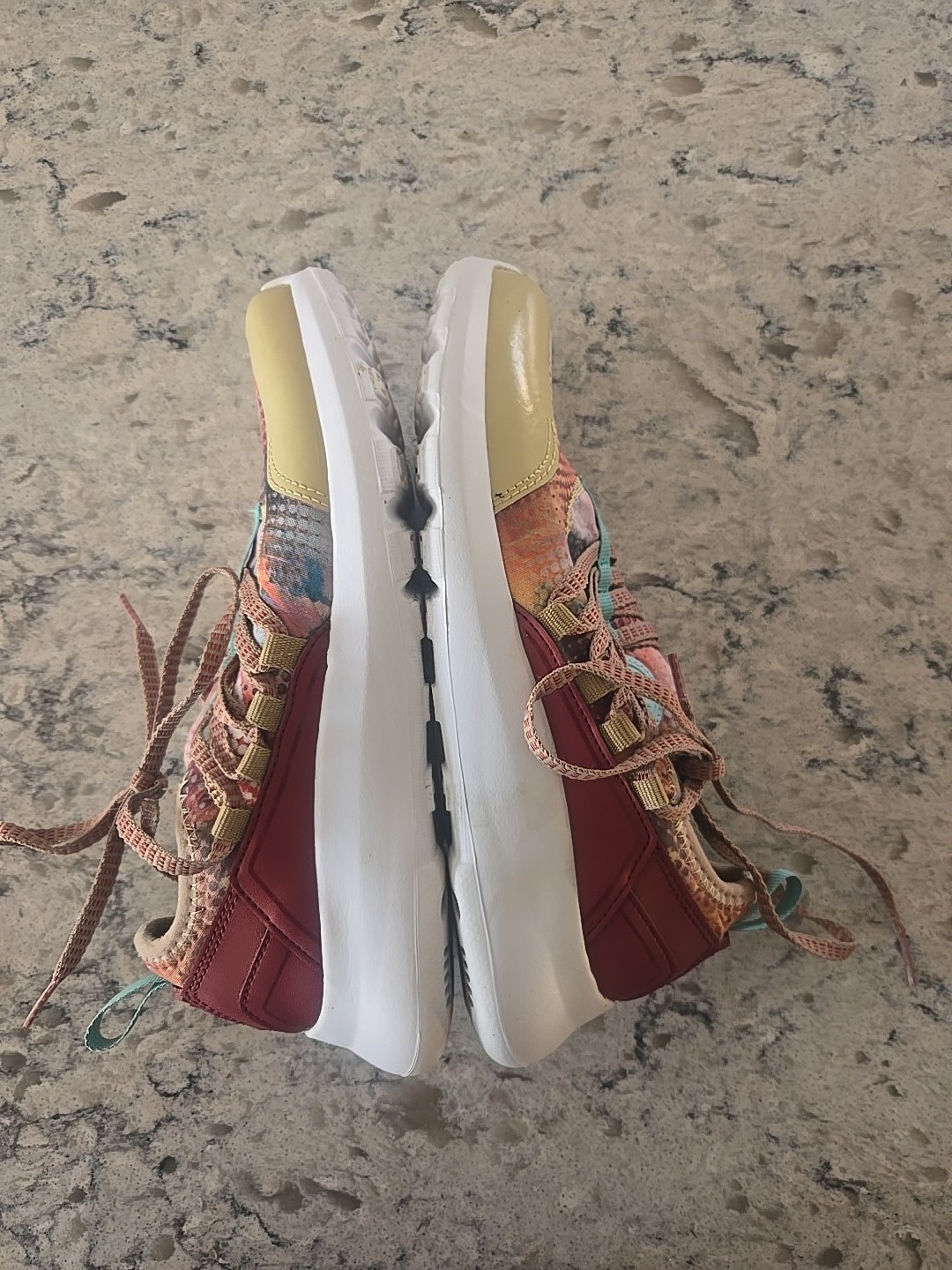 Inkkas Prism Flex Runner V.2 Size 9 Multicolor Athletic Shoes
