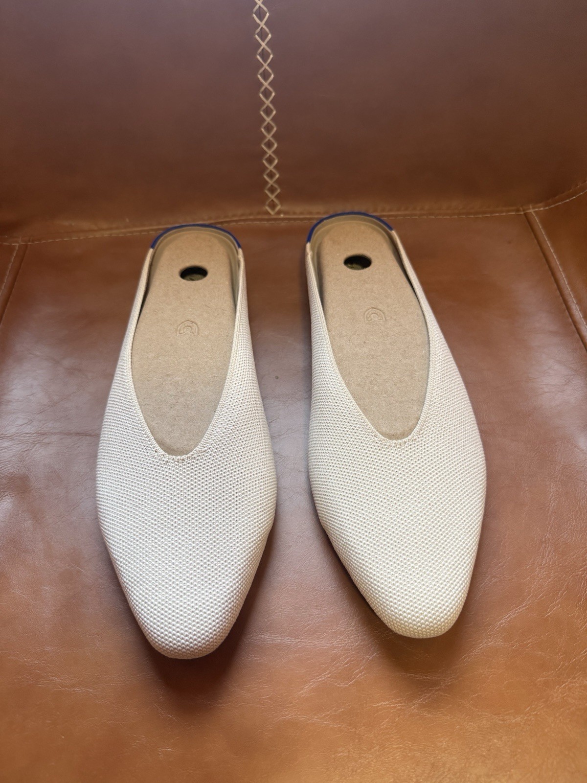 Rothy’s The Point II Diamond Twill Flats Size 8.5 Platinum Pointed Toe NWOB