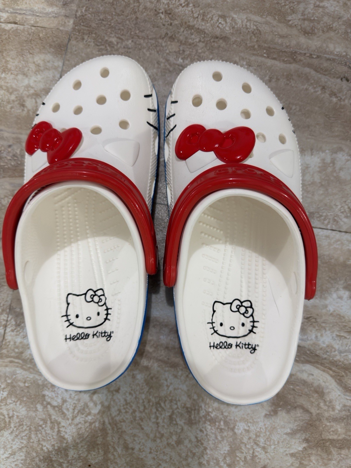 Hello Kitty Official Crocs – Womens 8-8.5