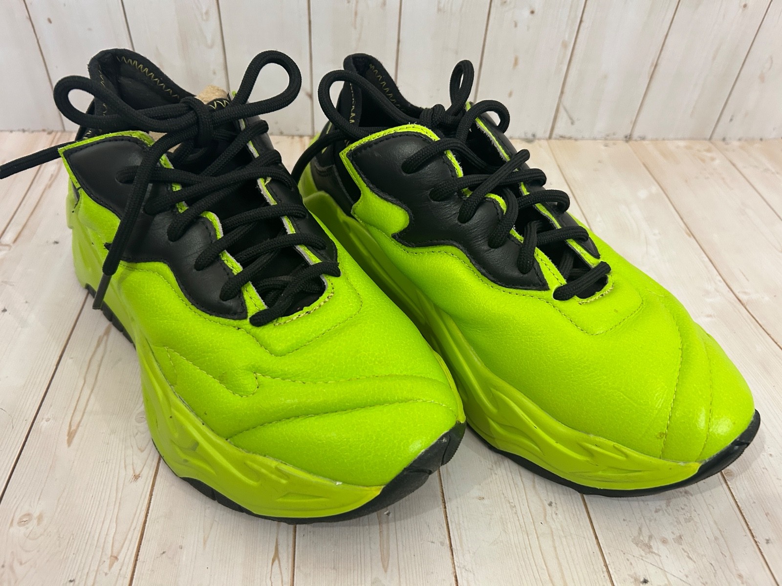 Just Cavalli Womens Neon Green Leather Sock Fitted Insole Fashion Sneaker Sz 7.5