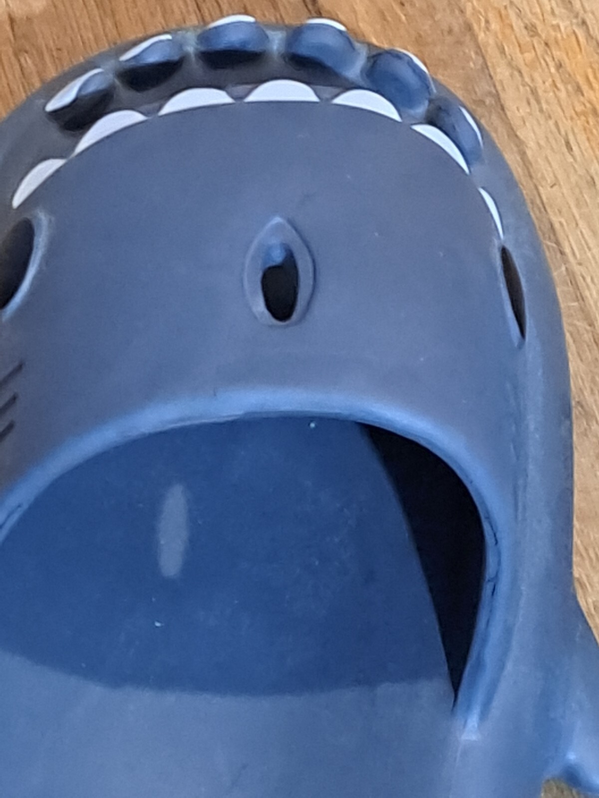 Shark Slides Sandals Slippers Summer 46-47 Flip Flops Mens Womens *Missing a Fin