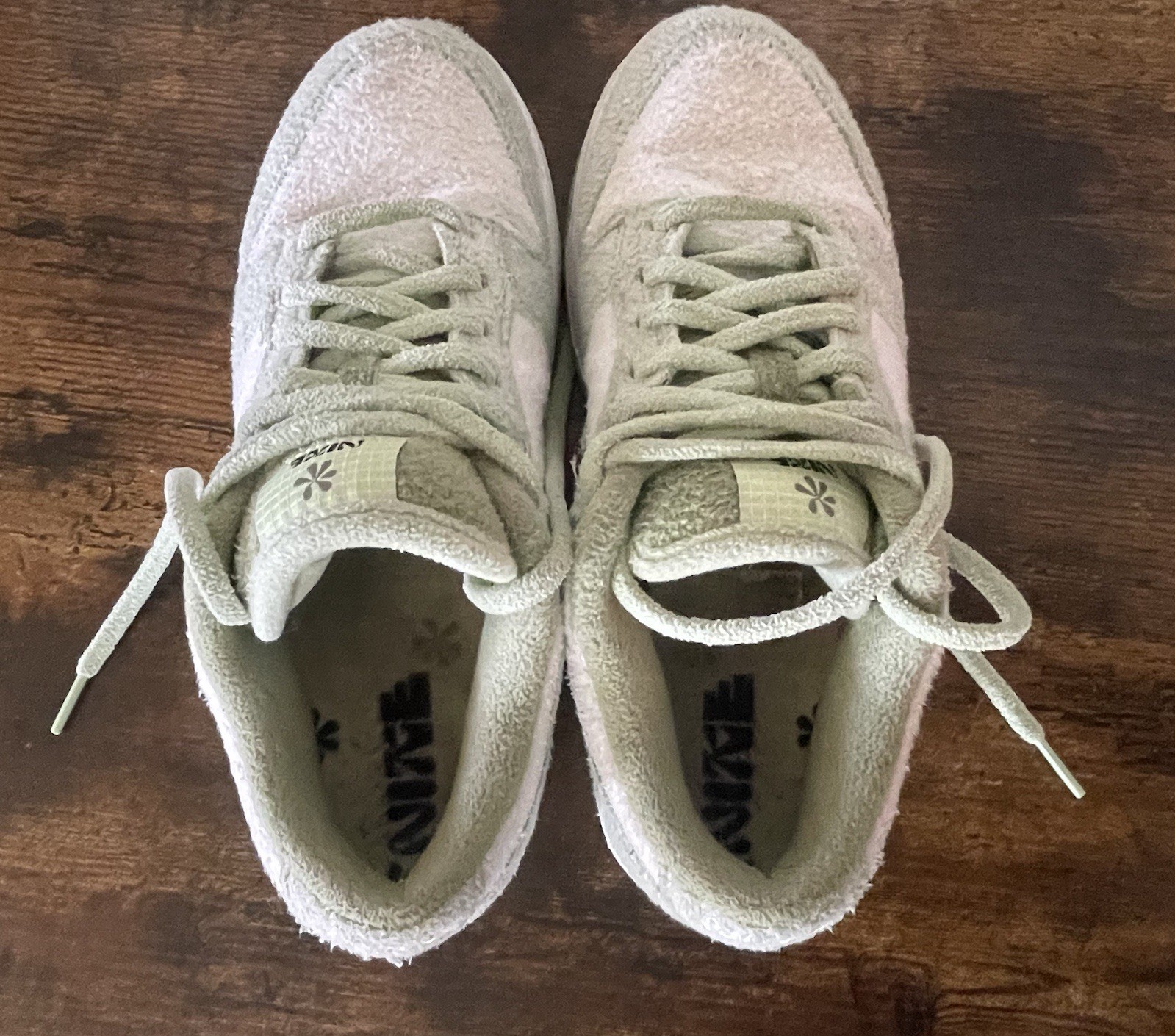 Nike Dunk Low Women’s Size 7.5 – SE Fleece – Honeydew 2022