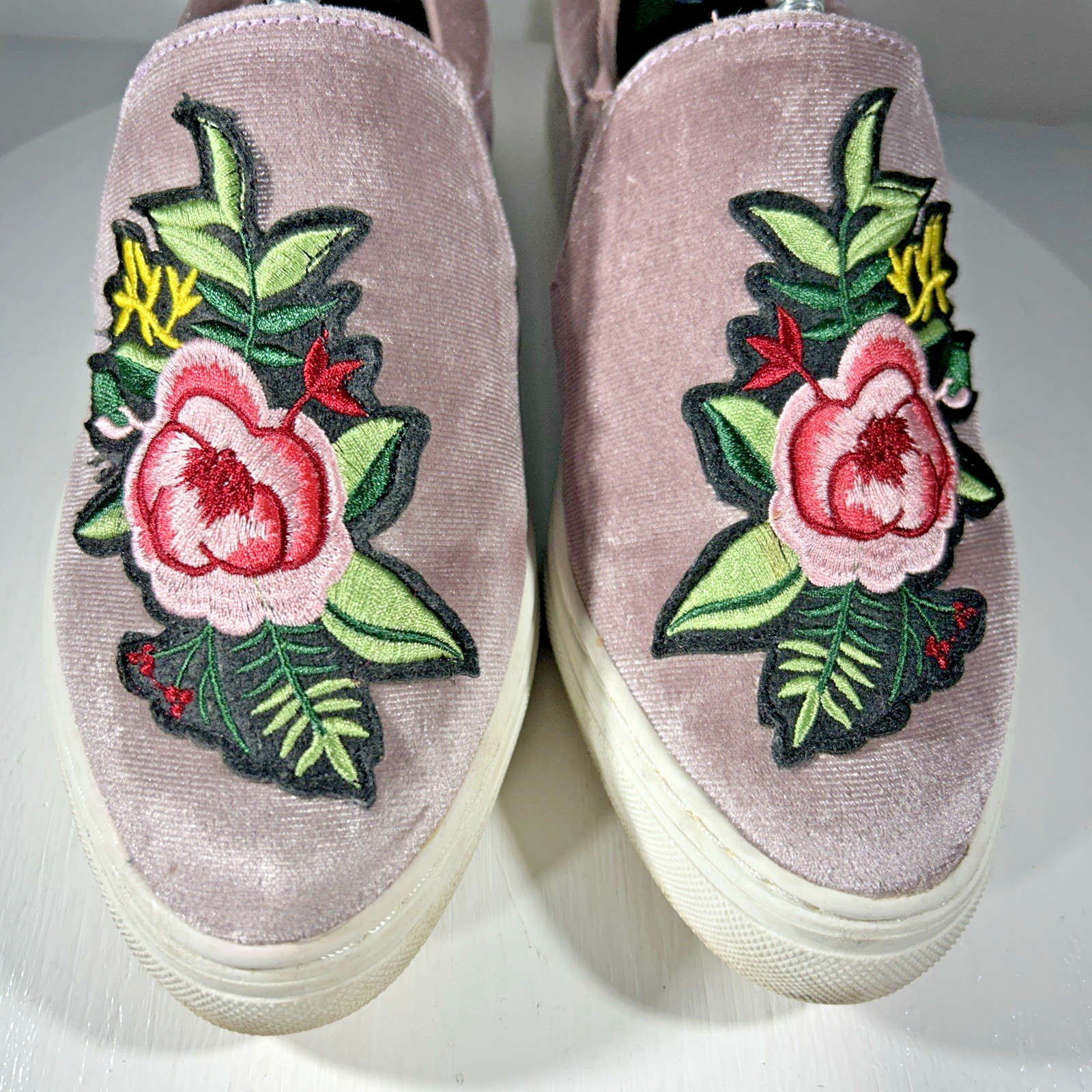 Soda Floral Rose Womens Casual Loafers Shoes Sneakers Size 7 Slip On Embroidery