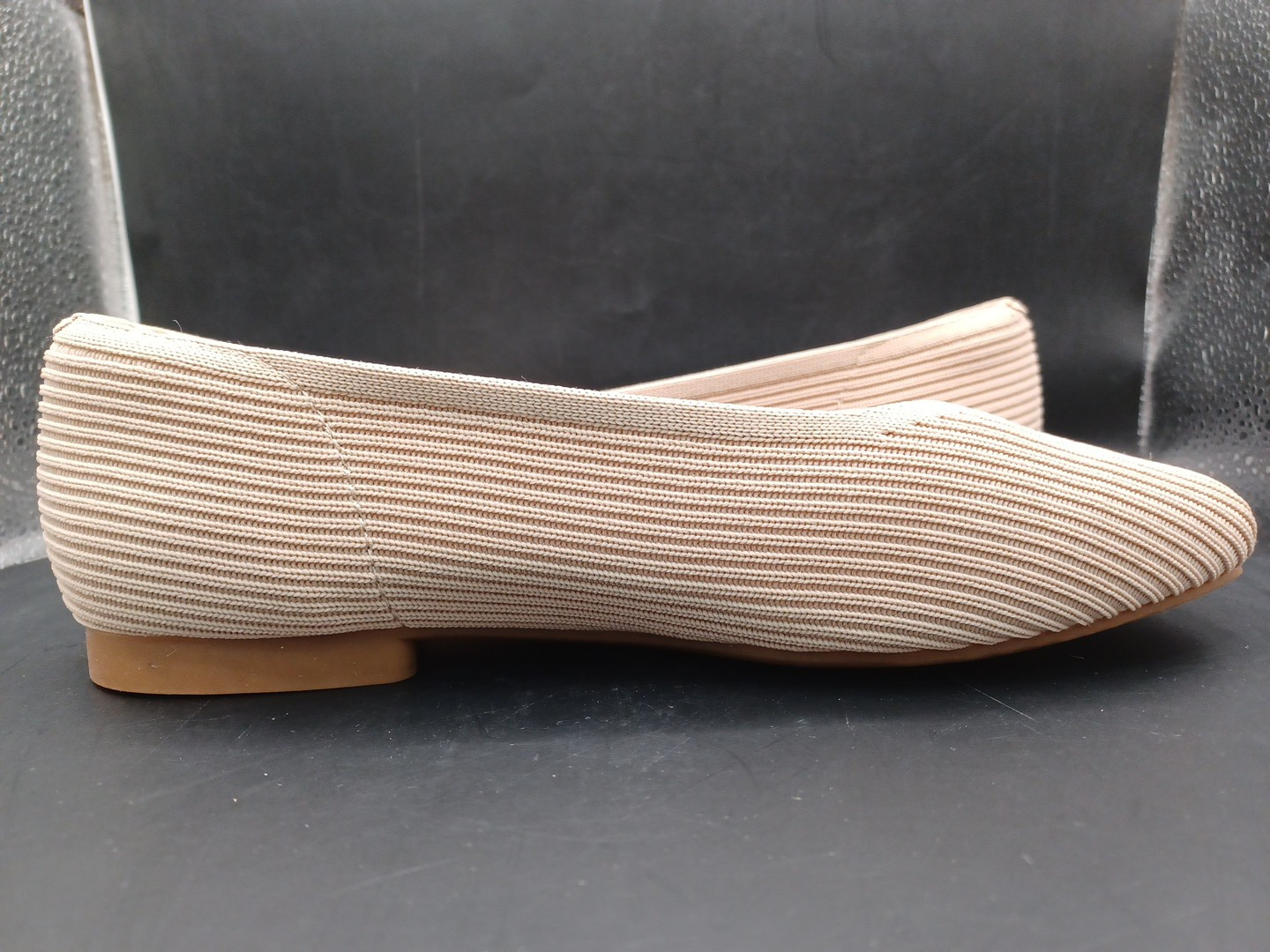 NEW Vivaia Margot 2.0 Square Toe V-Cut Flats – Almond Size 36 (US 5.5-6)