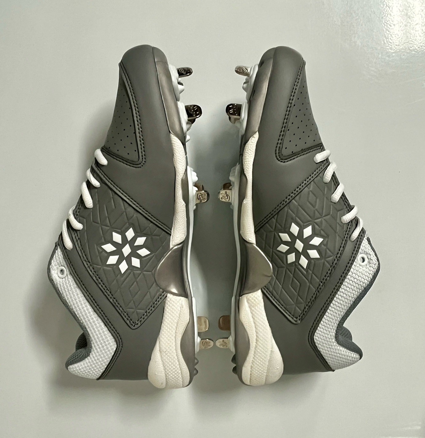 Ringor Rip-It Diamond Softball Spike Charcoal Gray Women’s Metal Cleats NEW $100