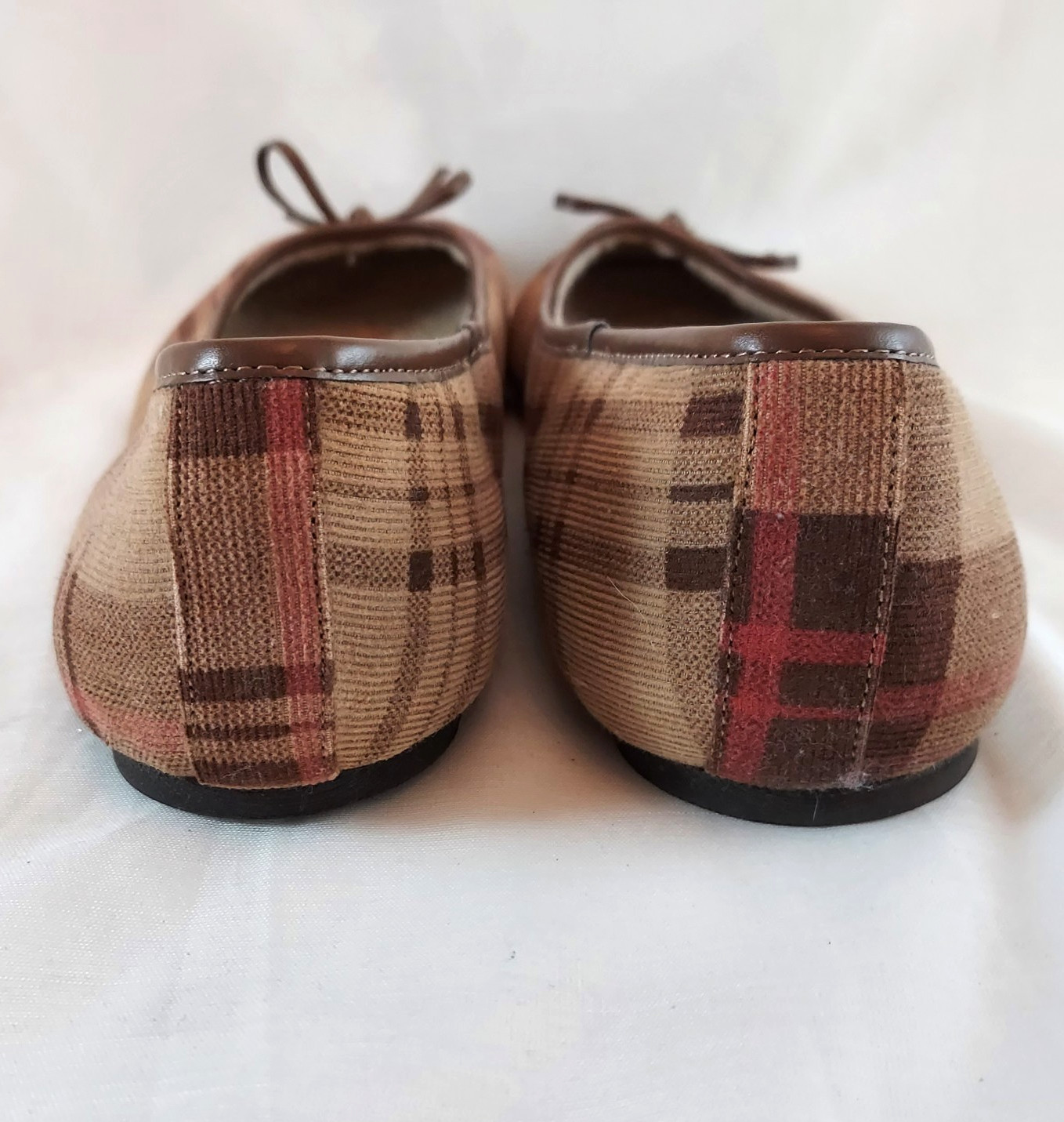 Route 66 Slip On Flats Ladies Size 11 Shoes Corduroy Plaid w Fleece Lining Bow