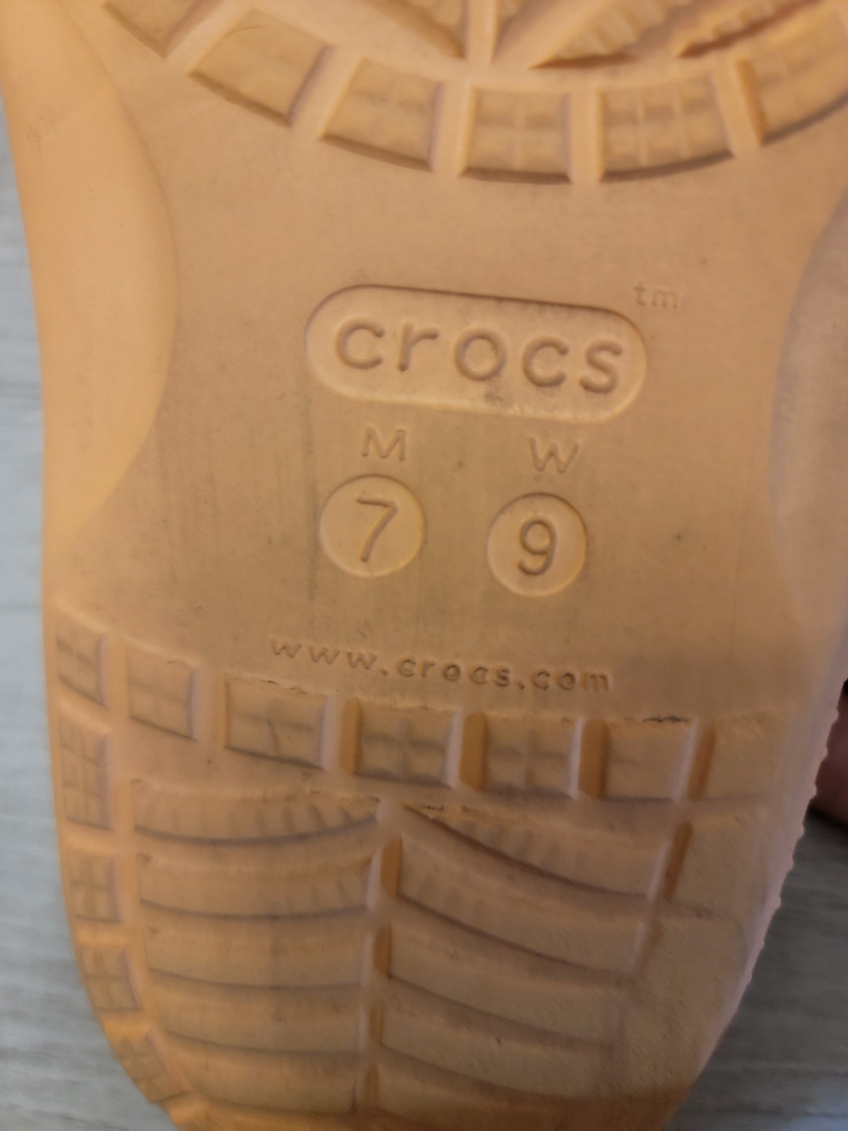 Iconic Crocs Comfort Orange Slide Sandals Size Men’s 7 Women’s 9