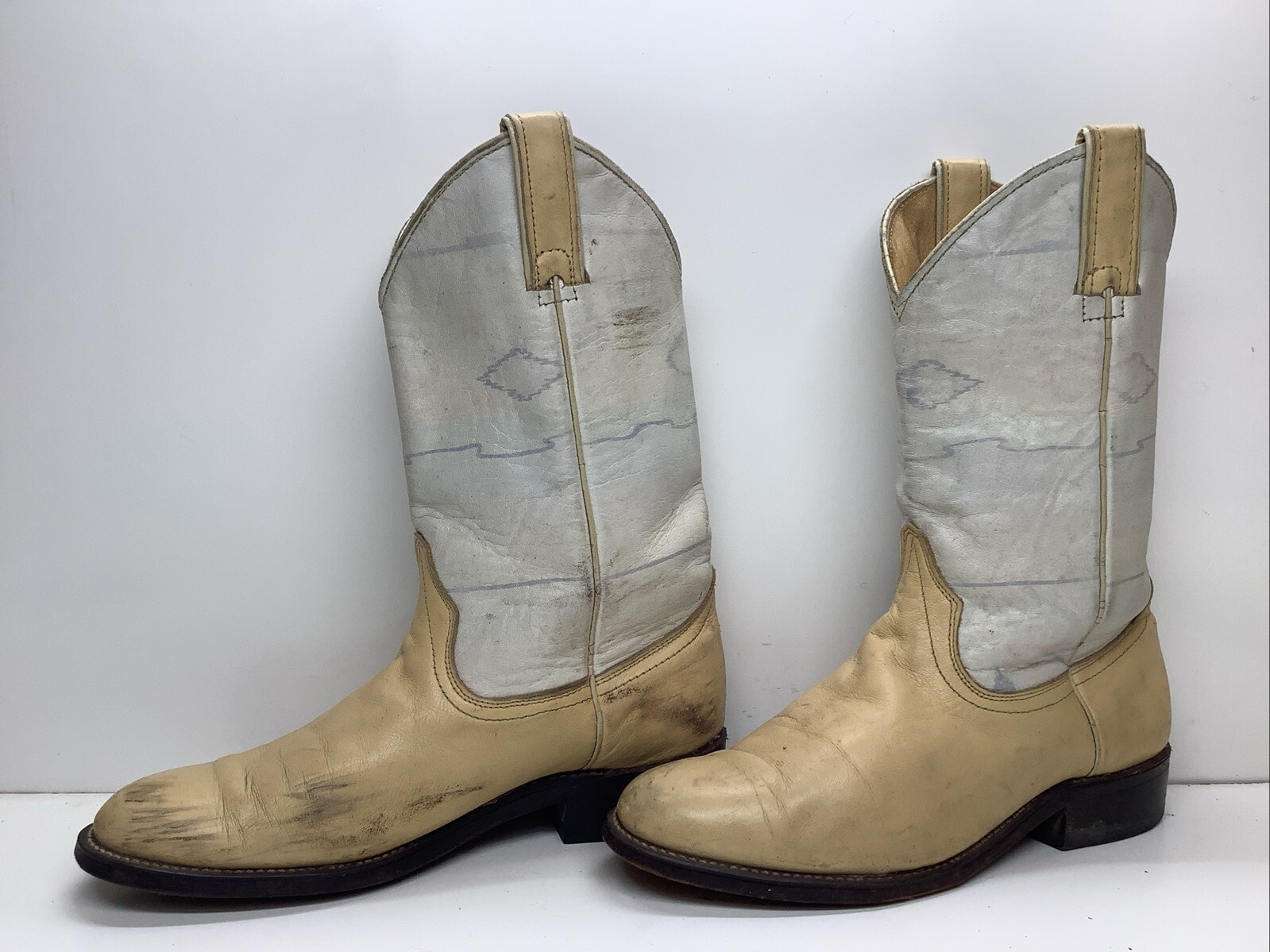 VTG WOMENS WRANGLER COWBOY IVORY BOOTS SIZE 8 M