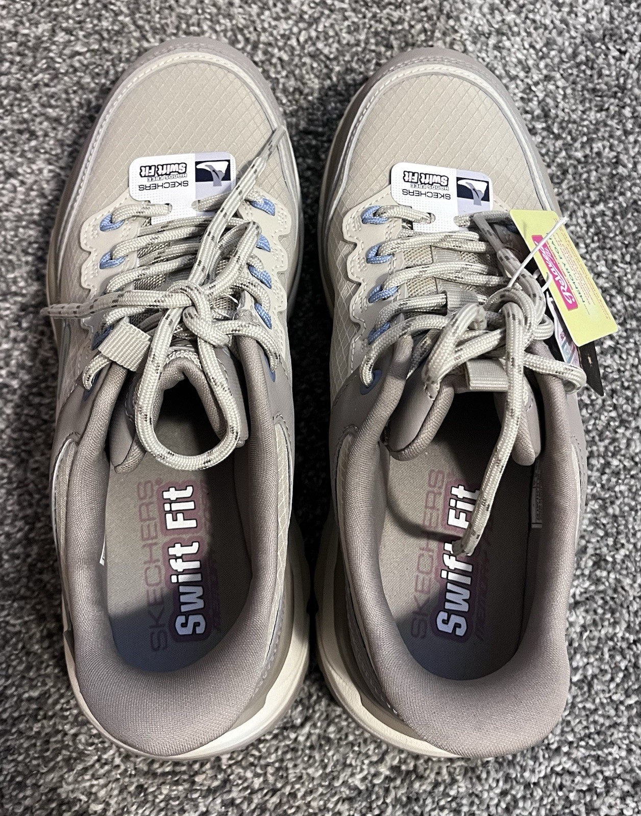 Women’s Sketchers D’Lux Journey Athletic Shoes 6.5 NWT Beige Memory Foam