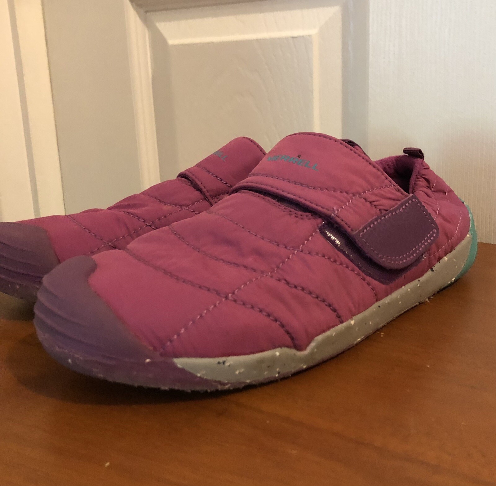 MERRELL Women 5 Bare Steps Hut Moc Shoes Magenta Pink Textile Quilted Loafer