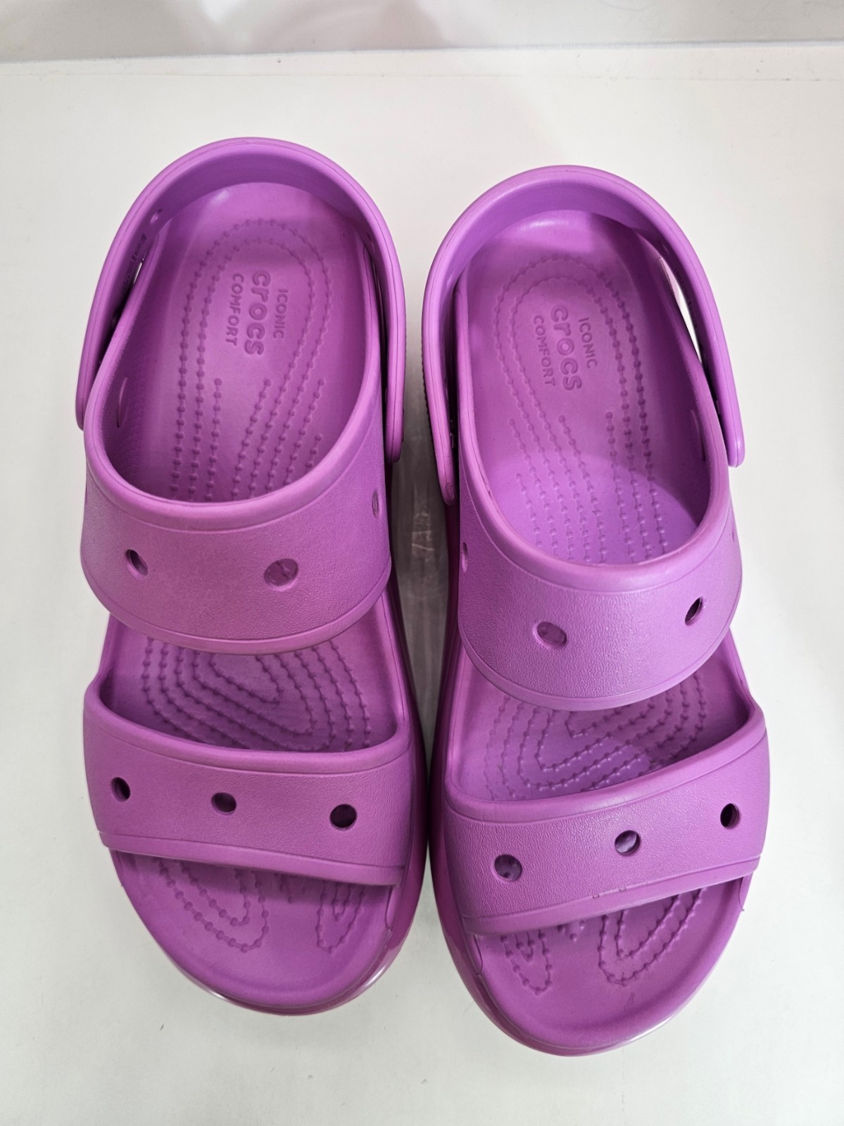 Crocs Mega Crush Double Strap Platform Sandals Purple Women’s 11 Excellent