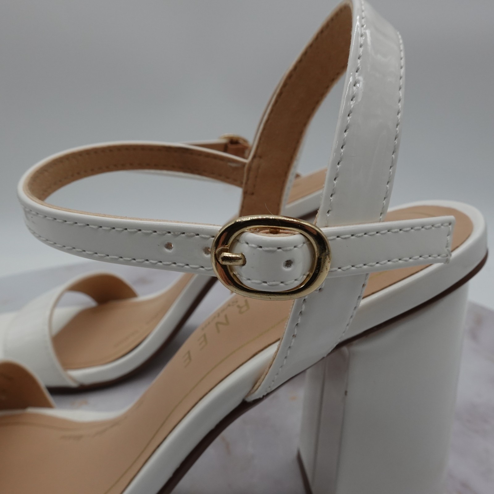 Journee Shoes Womens 7 M White High Heel Dress Sandals Block Tivona