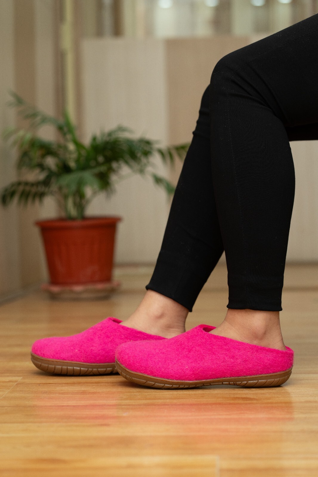 Handmade & Durable Outdoor Open Heel Wool Slippers with Rubber Sole – Fuchsia,