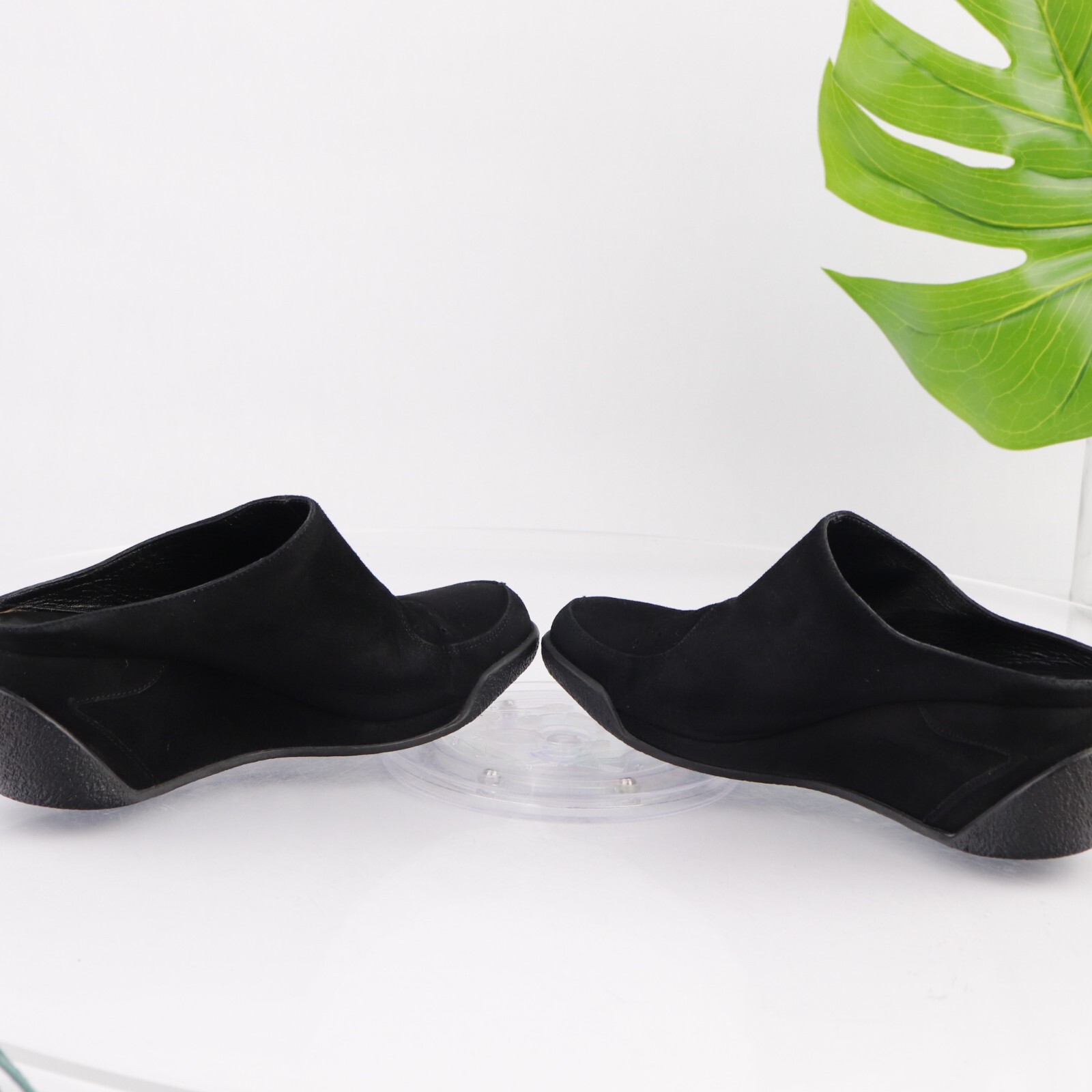 Via Spiga Womens Mule Size 8.5 M Black Suede Mule Wedge Heel Comfy Slip On Shoe
