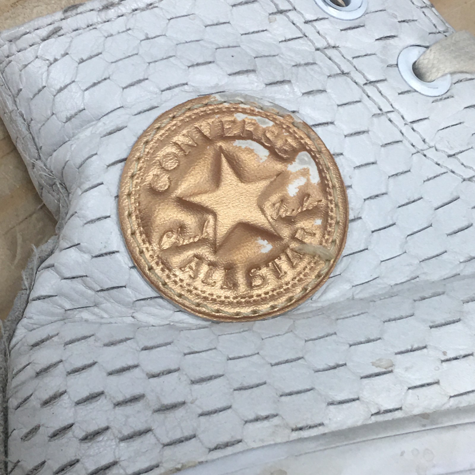 Converse Shoes Mens 4 Womens 6 Chuck Taylor All Star Hi-Top Sneaker White Casual