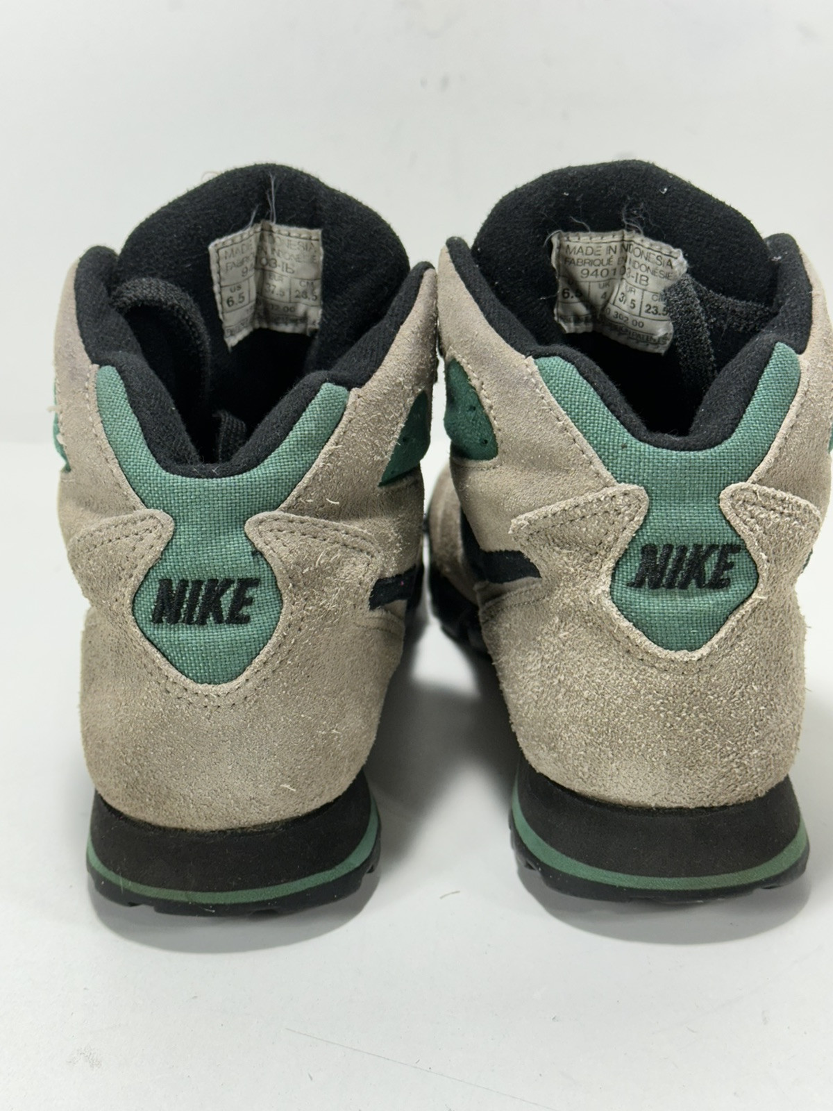 Vintage 90s Nike Caldera Hiking Boots Suede Women’s 6.5 Black Brown Green EUC!