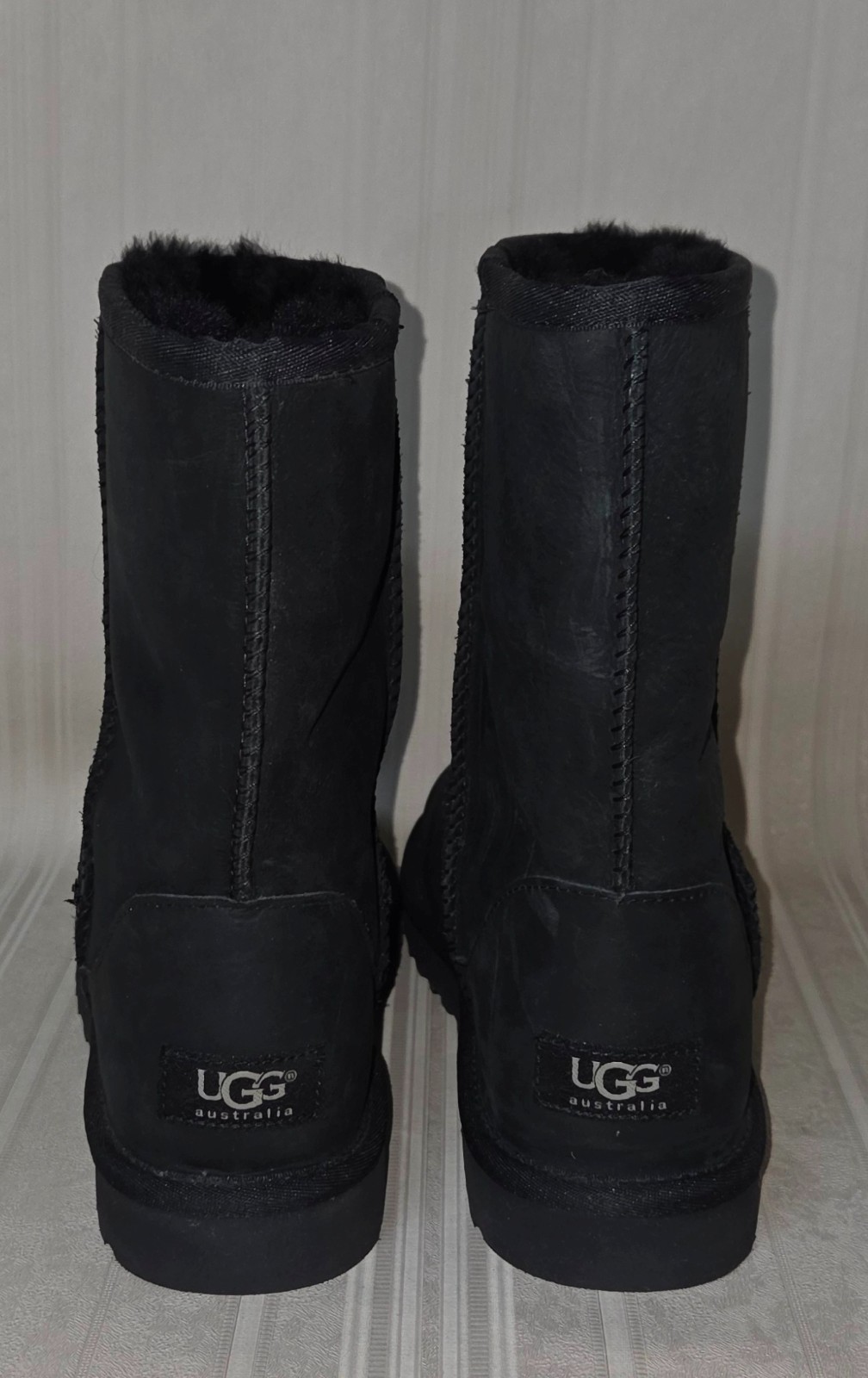 UGG Black Classic Short Leather Boot Water Resistant MISMATCH Left US 7 Right 8