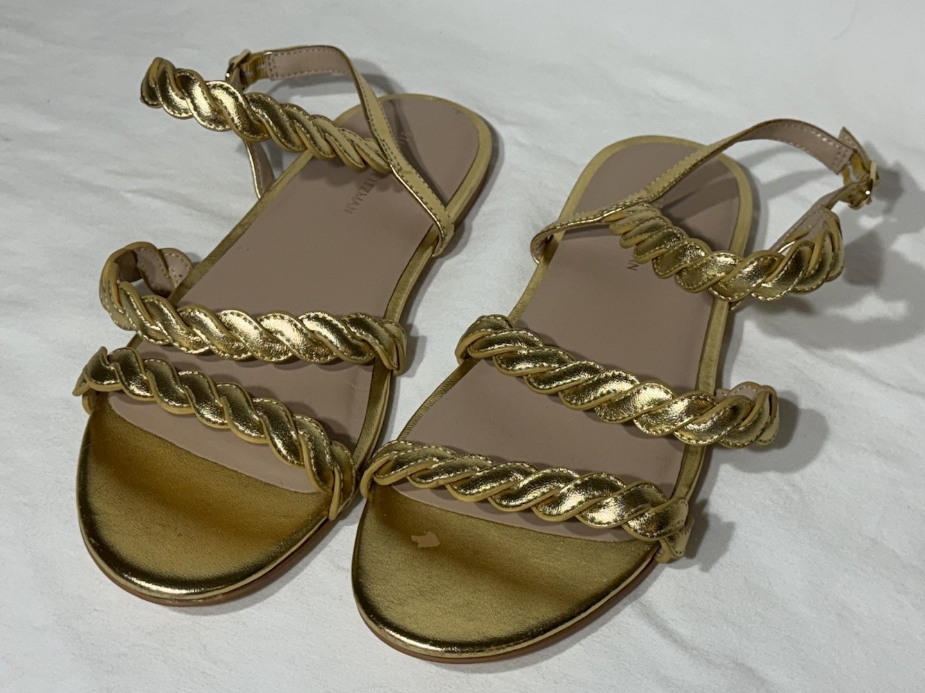 Stuart Weitzman Twistie Leather Sandal Size 7 ~ Gold