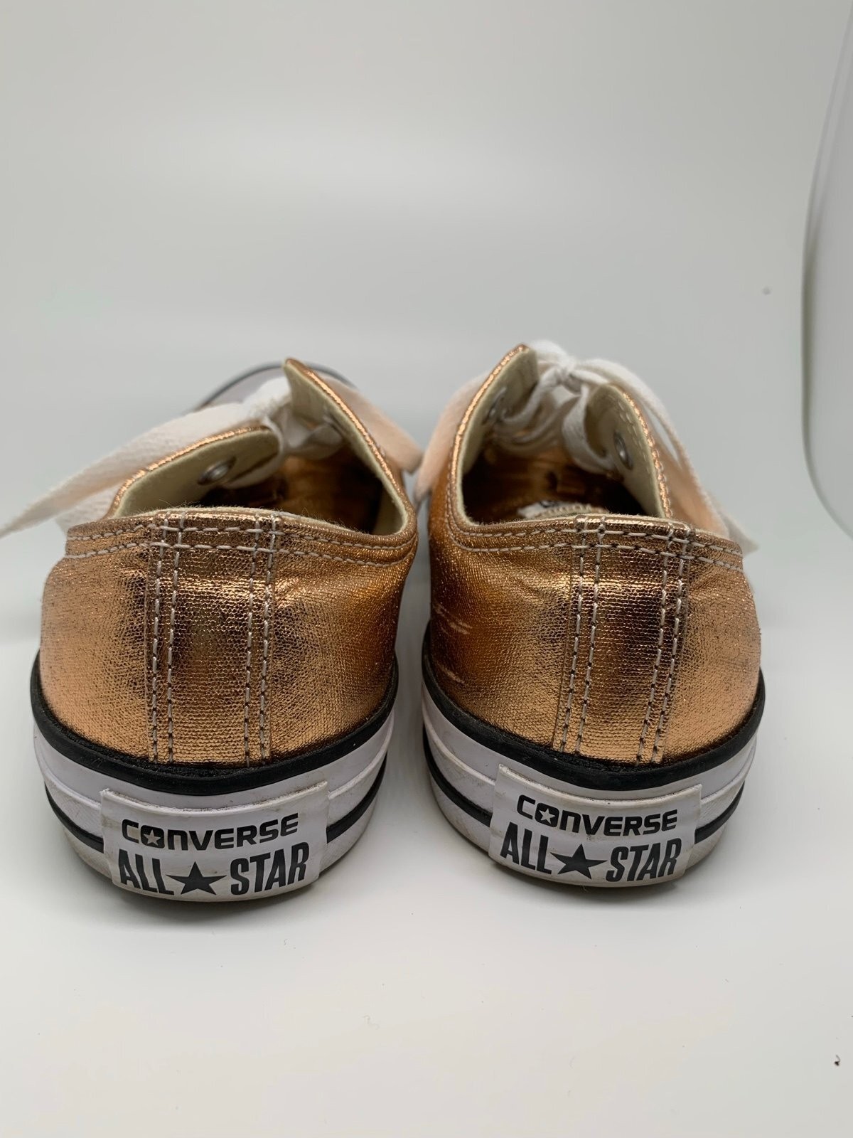 Converse All Star Low Top Sneakers in Metallic Rose Gold, Women’s Size 7