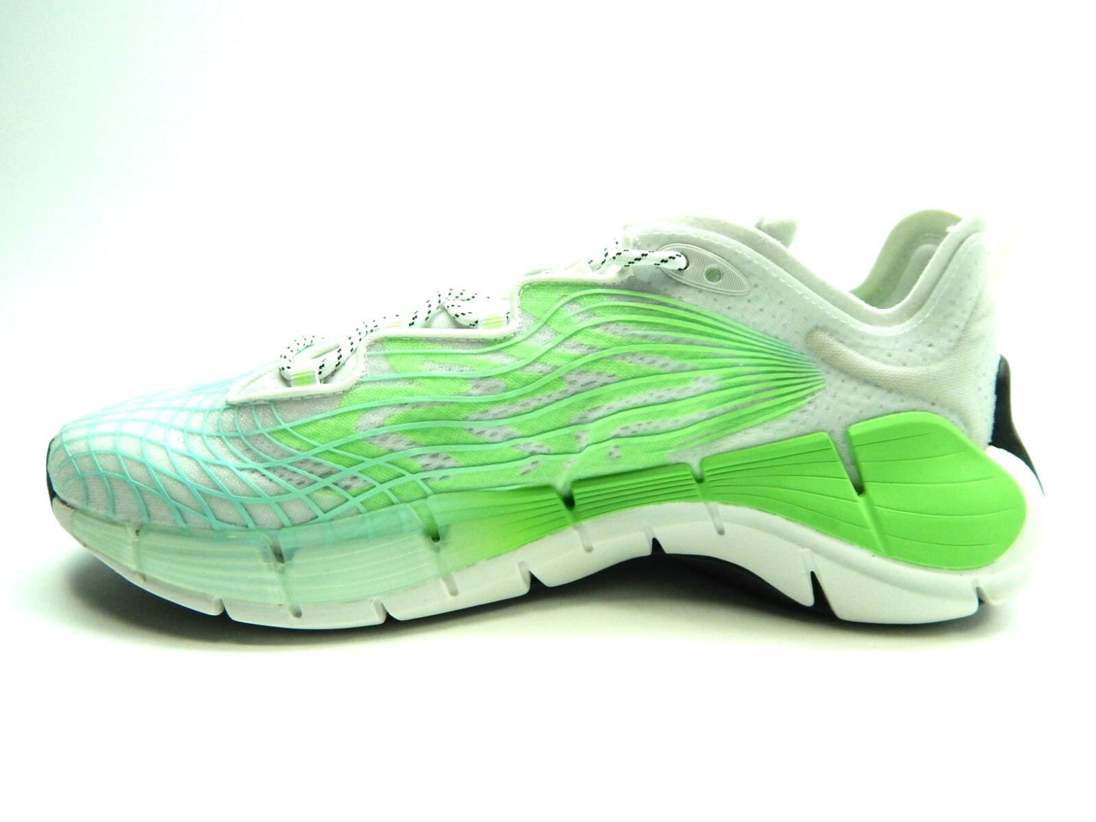REEBOK ZIG KINETICA II FX9406 NEON MINT WOMEN SHOES SIZE 8.5 WITHOUT BOX