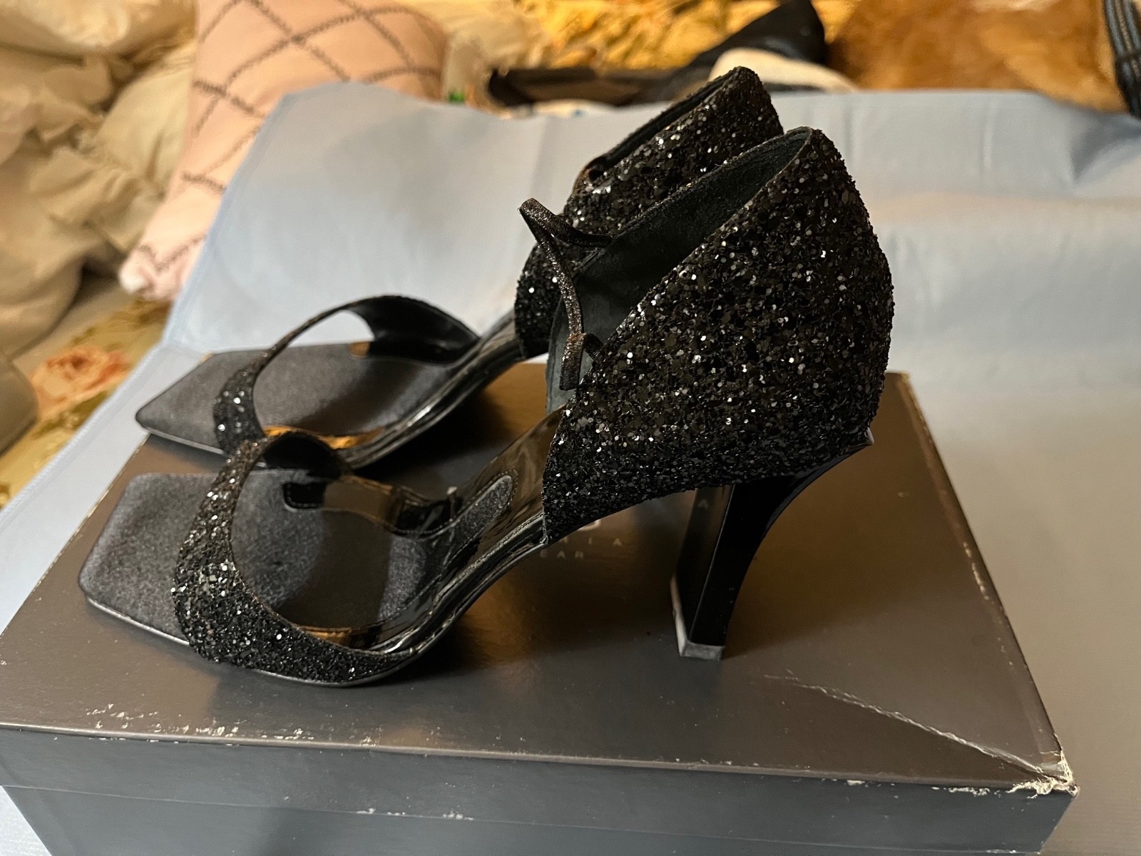 NIB Max Azaria Glitter evening shoes style Rain size 7 1/2 B – 3 1/4 inch heel
