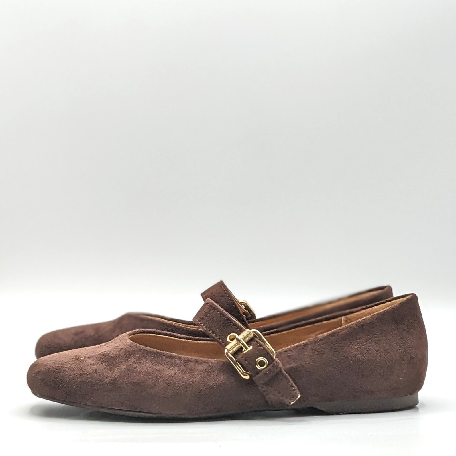 dv by Dolce Vita “Ballet Flat” Faux Suede Brass Buckle Foam Insole (Brown) NEW