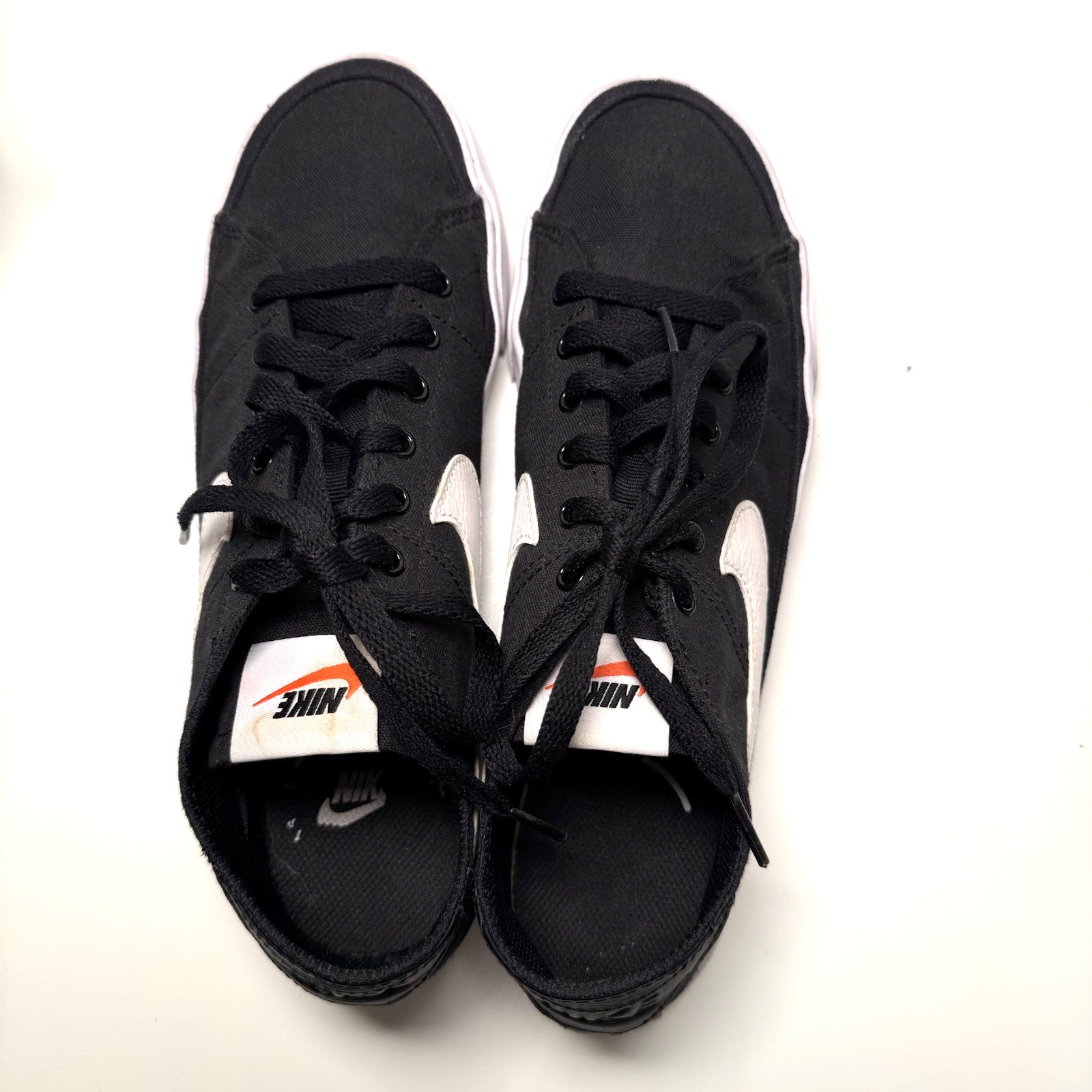 Nike Court Legacy Canvas Black & White Sneakers Shoes Womens Size 11 Streetwear