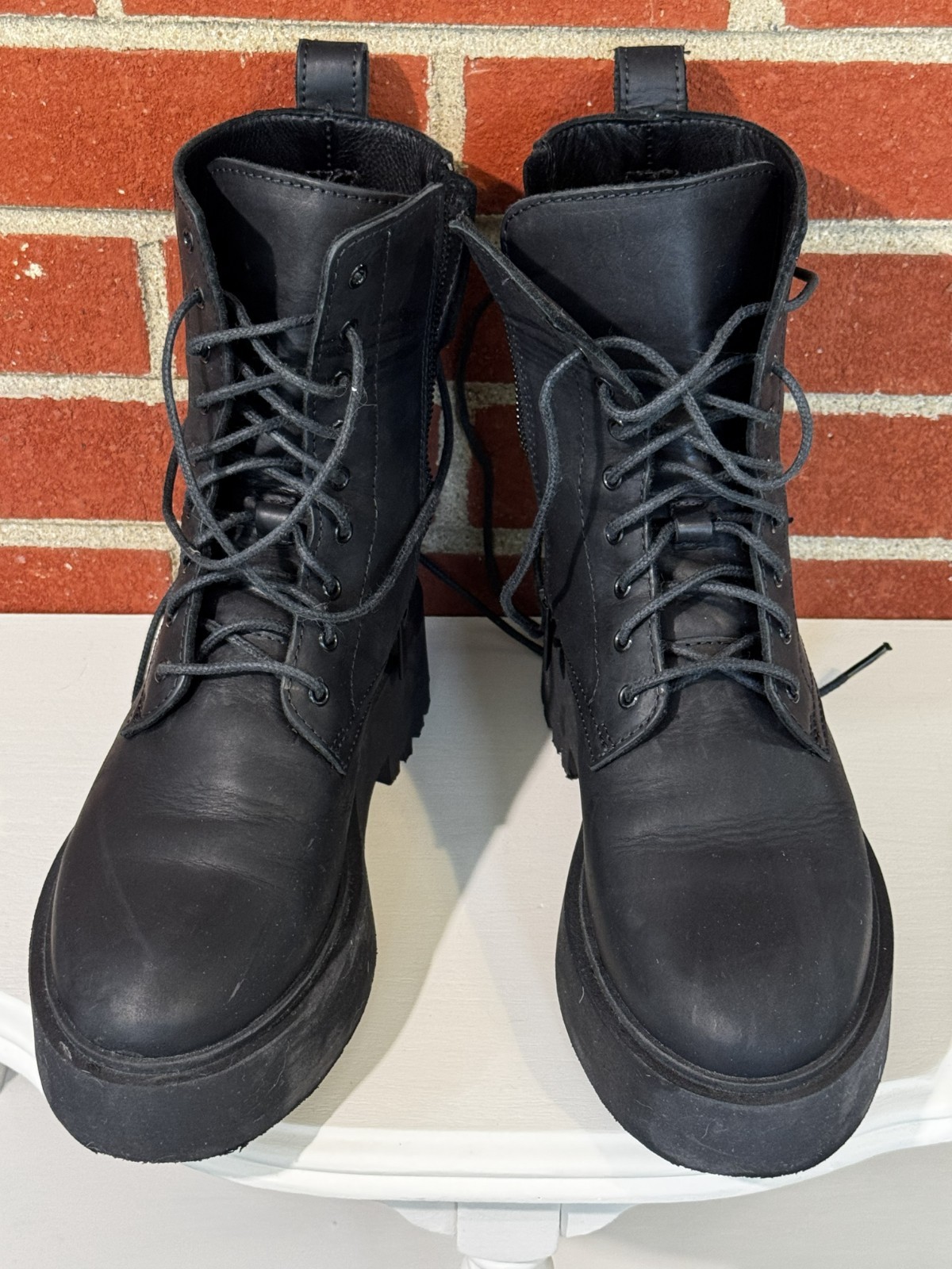 Thursday Quest Platform Boots Women’s Size 8 Matte Black Used Great Condition