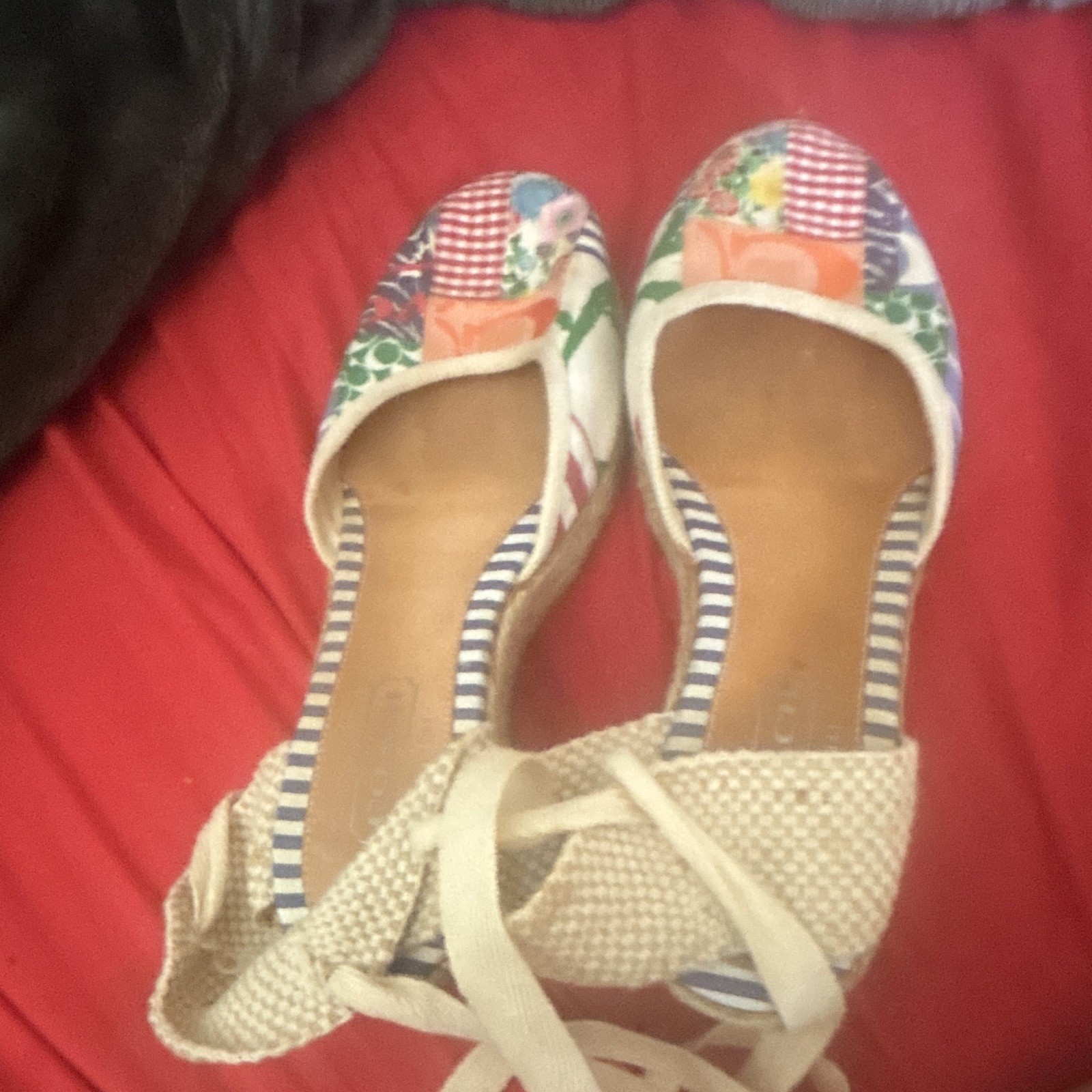 Coach Women’s Size 8 Beige Multicolor Floral Fabric Wedge Sandals Ankle Tie