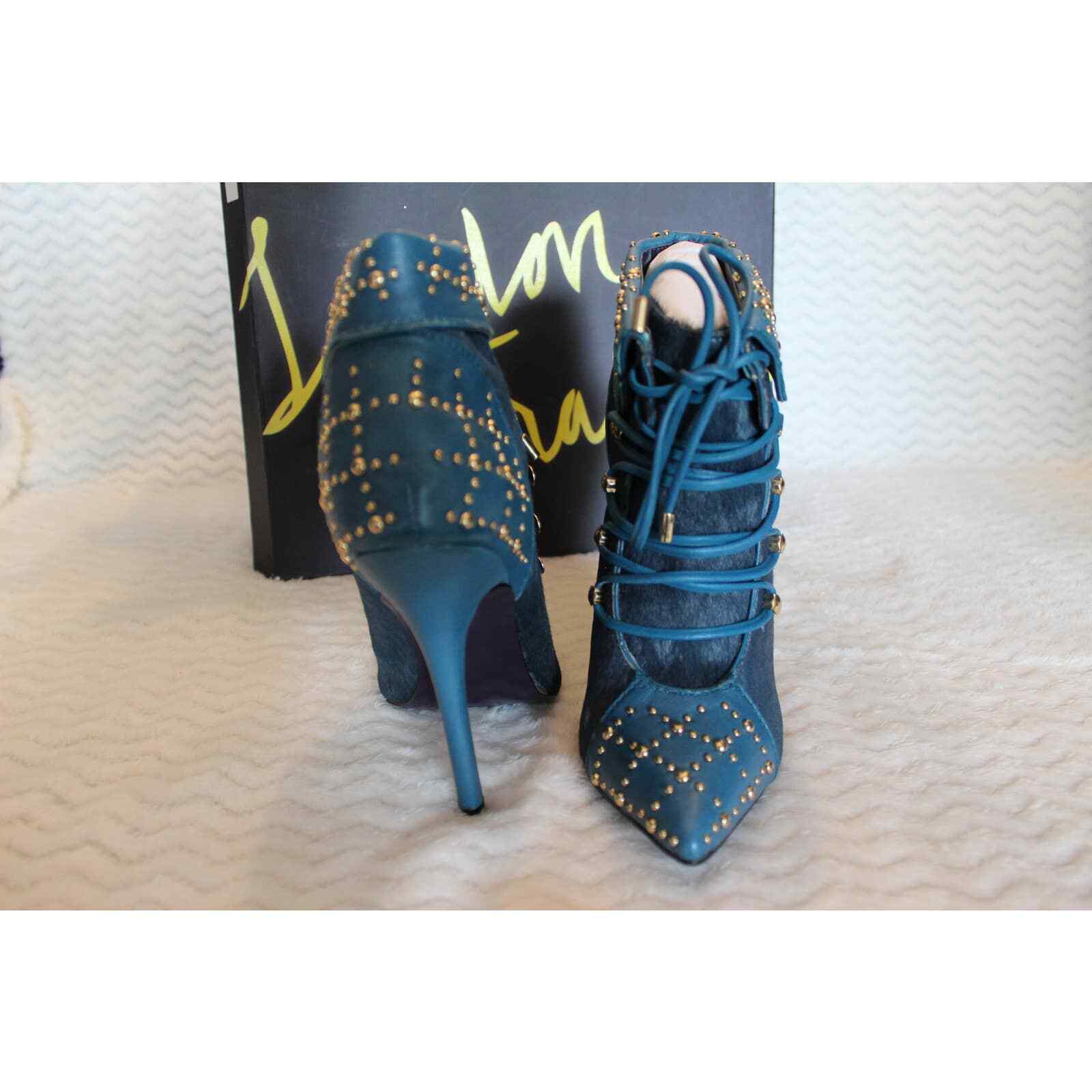 London Trash Della Lace-Up Studded Leather Bootie – New in Box
