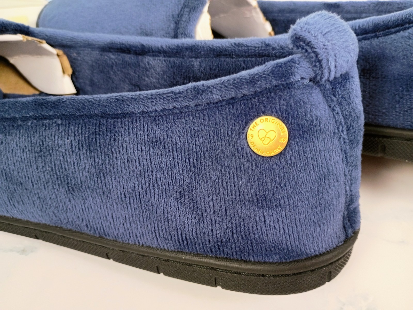 Dearfoams Memory Foam House Slippers, Velour, Closed Back, Womens Size XL, NWT
