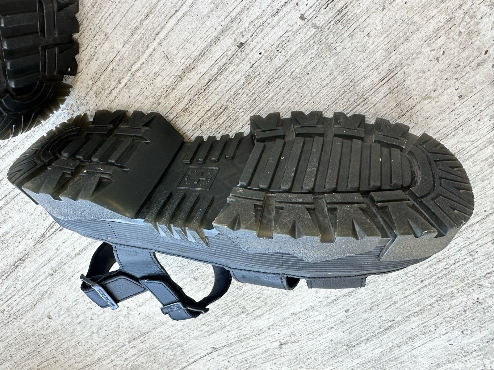 Dr. Martens Mattison 2 Strap Platform Sandals Black Leather Women’s Used
