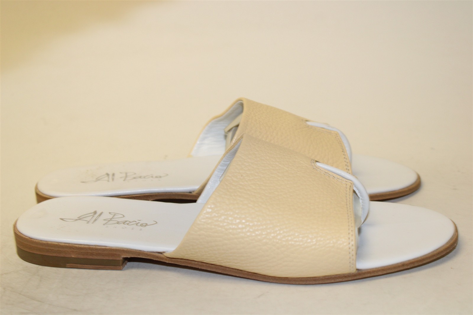 Al Bacio Buttercream Leather Toe Post Slides Italy Made Womens 9 39 Shoes D057