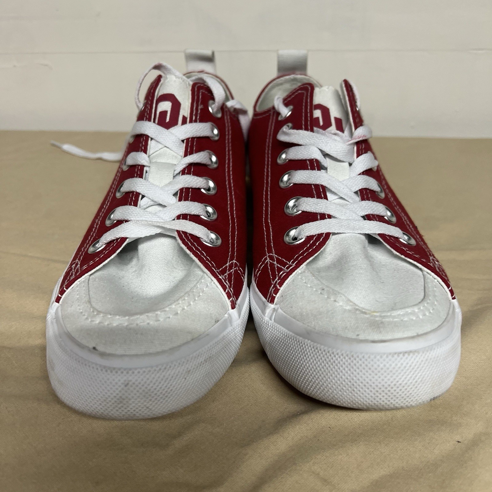 Skicks OU Oklahoma Sooners College Sneakers Shoes Women’s Size 8M Football Fan