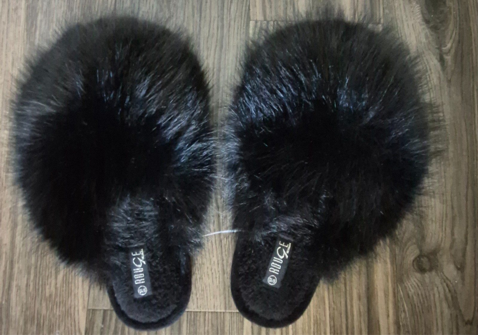 Women’s Faux Fur Fluffy SLIDES Black Size 9/10 Slippers Soft Comfortable Plush