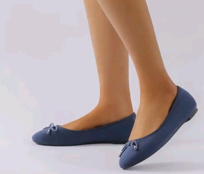 MUSSHOE Ballet Flats for Women Comfortable Women Shoes. Navy. Sz 8 NIP. No box.