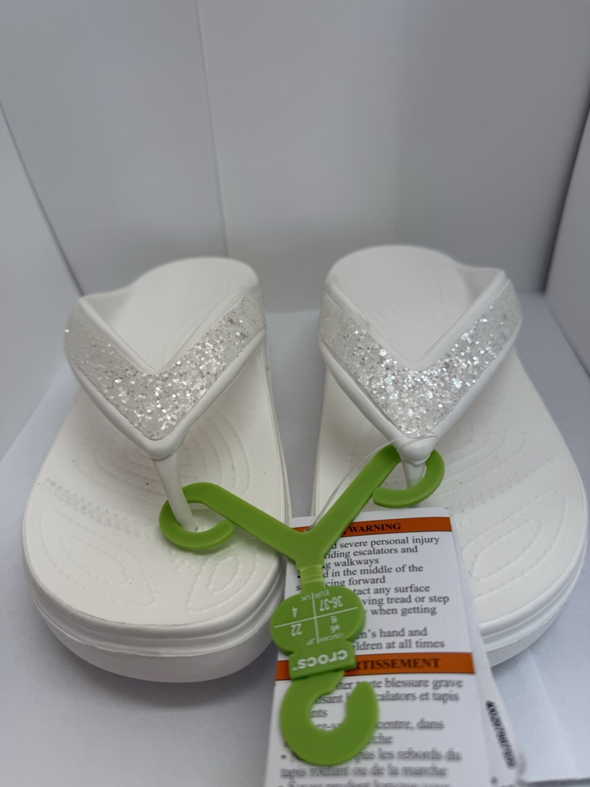 Crocs Women’s White/Silver Glitter Flip Flop Sandals Slip On US 6 EU 36-37