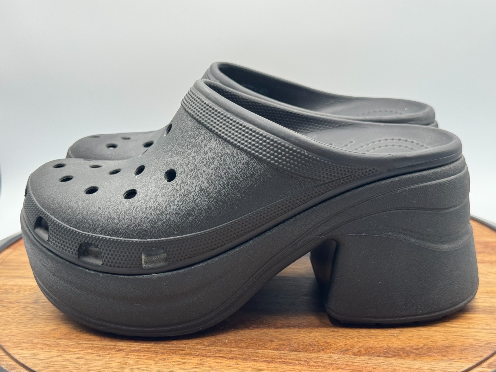 CROCS Women’s Size 10 Men’s Size 8 Siren Platform High Heel Clog Black