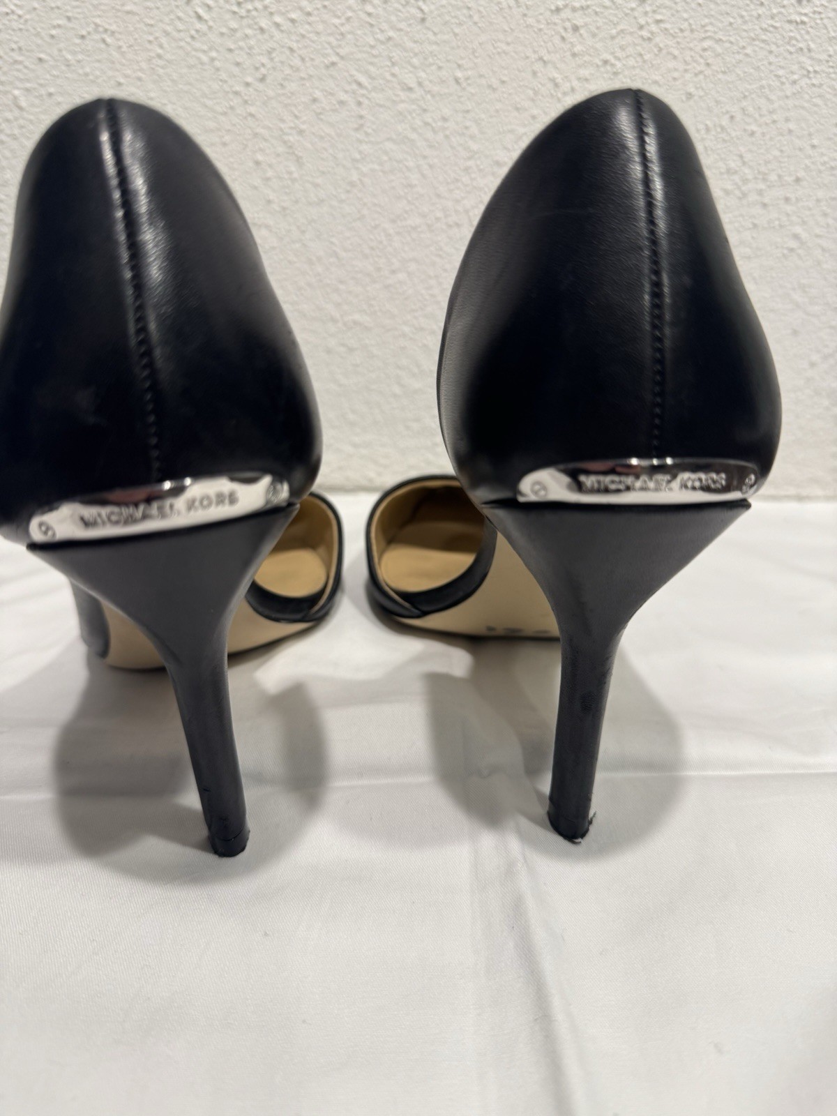 Michael Kors Women’s Black Leather Pointed Toe Stiletto Pumps 7.5M