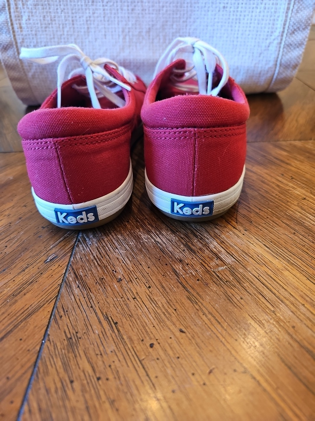 Keds Women’s Canvas Red Low Top Casual Shoes Size 8