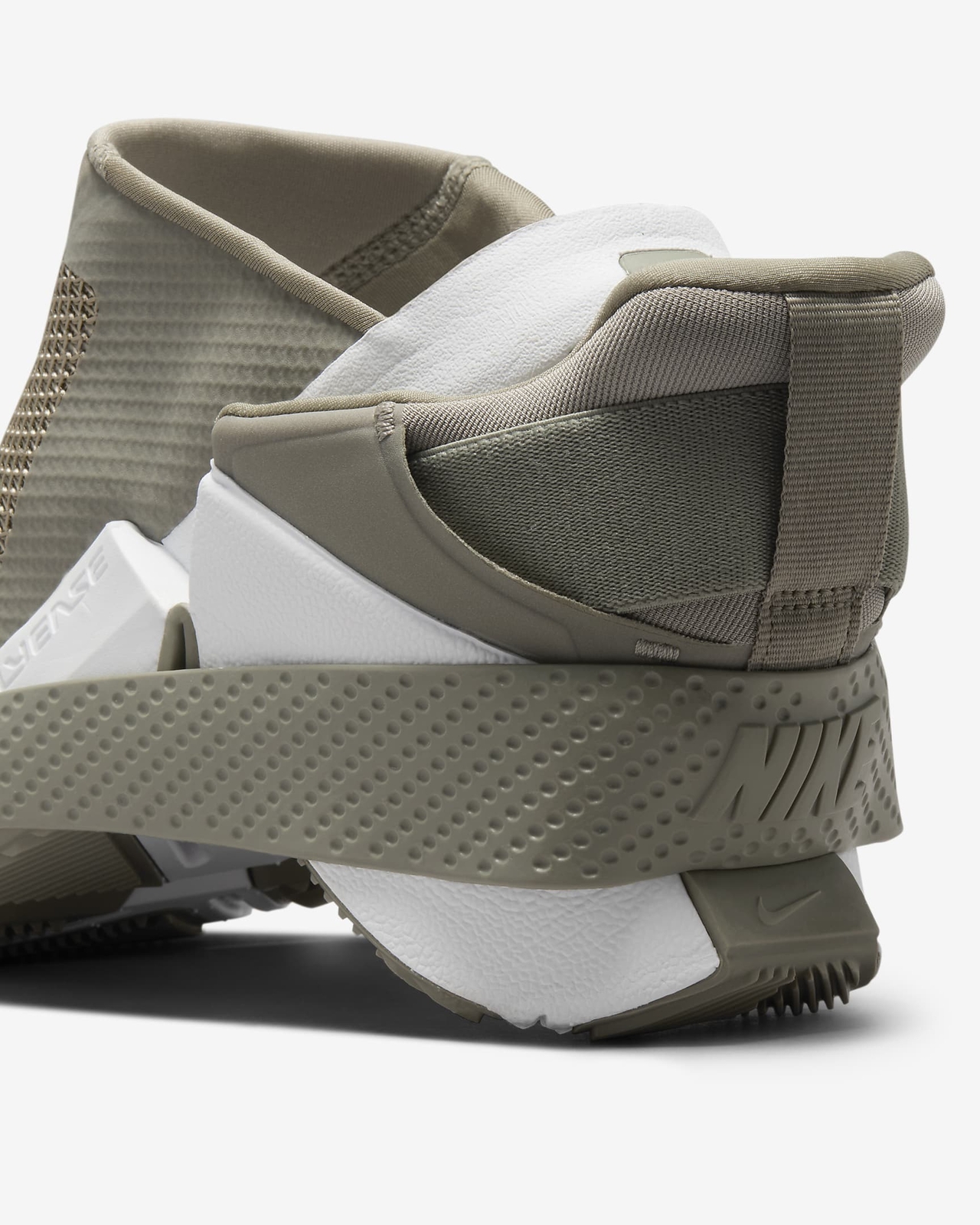 Nike Go FlyEase Light Army Women’s Size DR5540-300